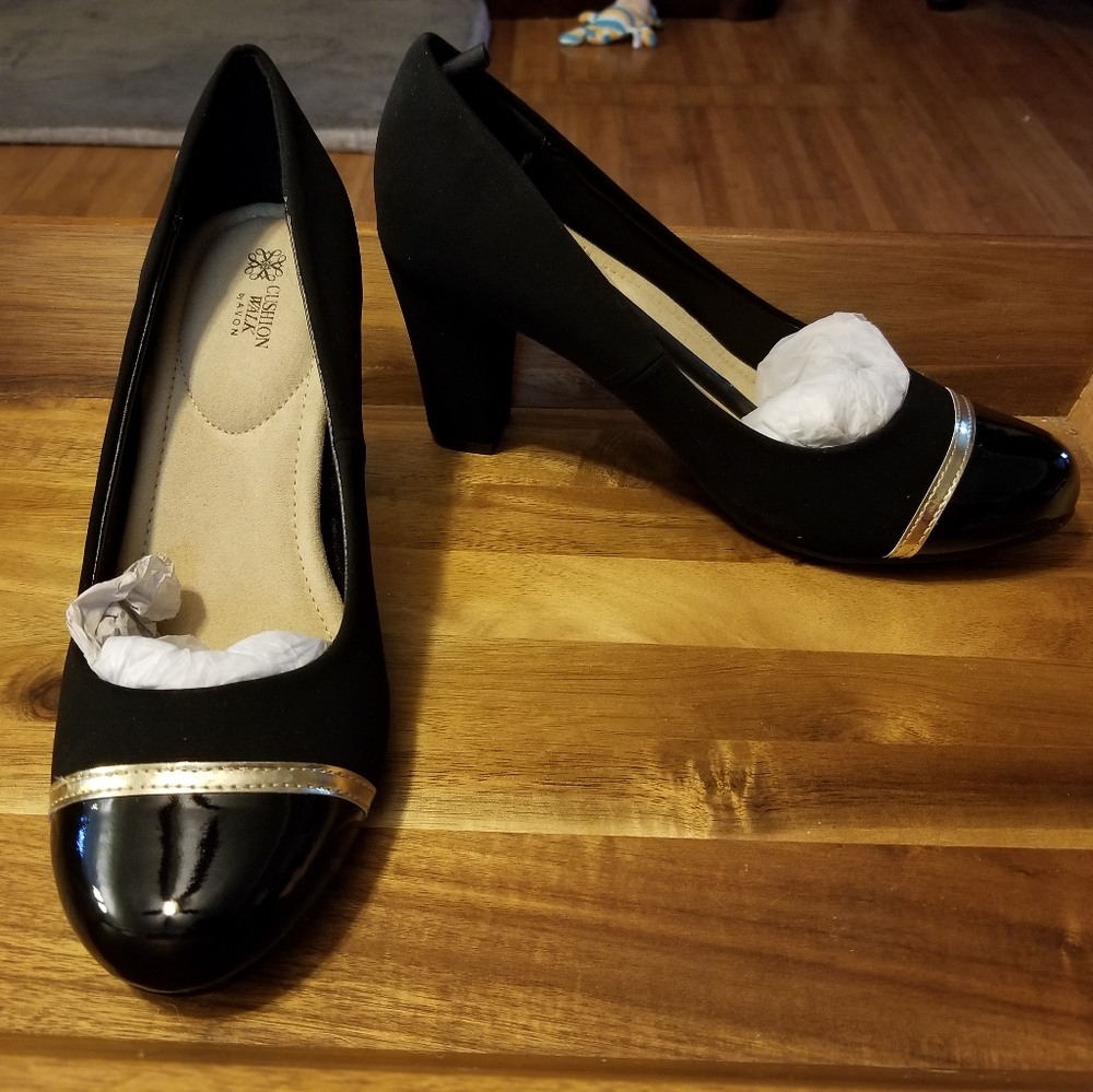 Pumps (Avon)